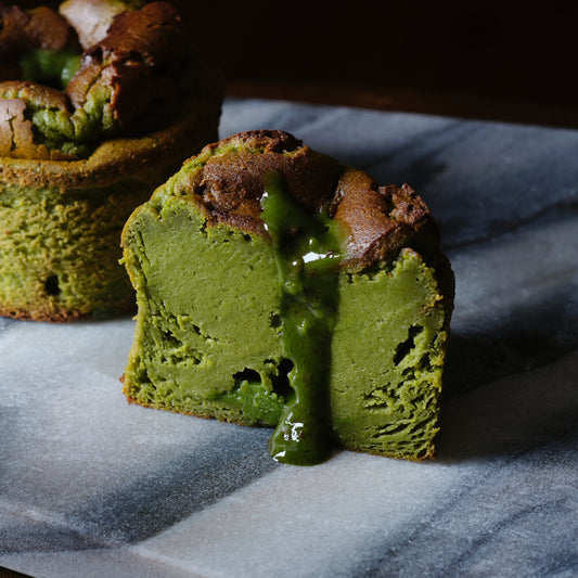 バスクチーズケーキ (宇治抹茶・極上ほうじ茶)