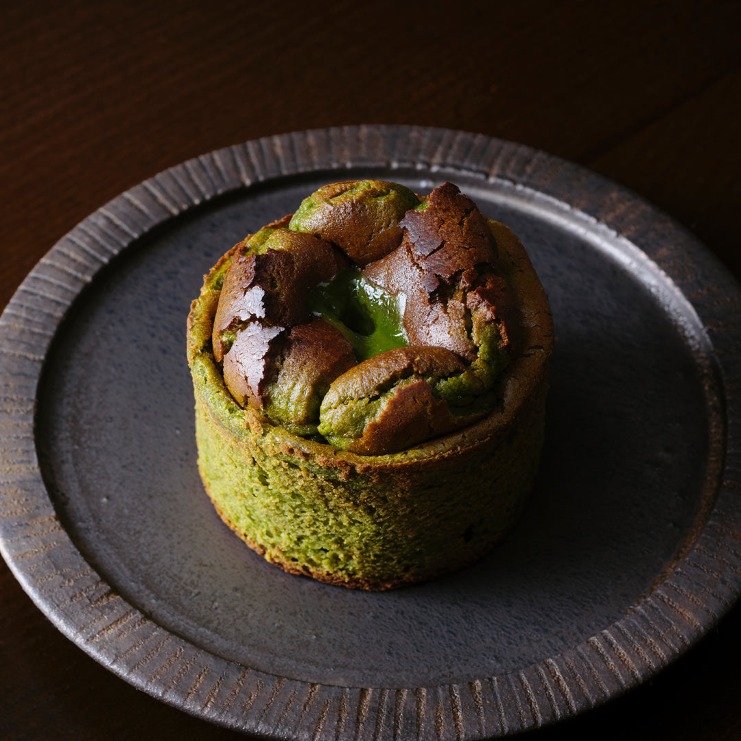 バスクチーズケーキ (宇治抹茶・極上ほうじ茶)